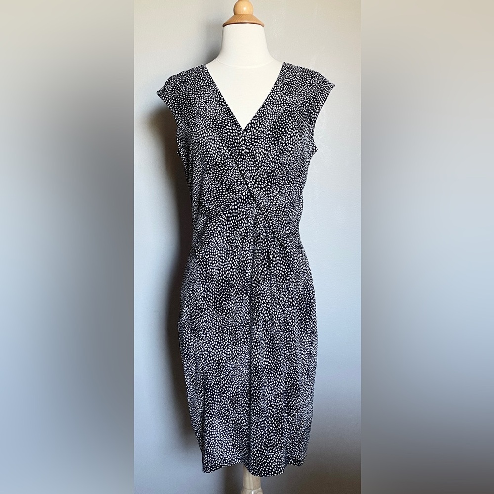 Ann Taylor Dress, Black and White Patterned, V Neck, Faux Wrap, Size 6